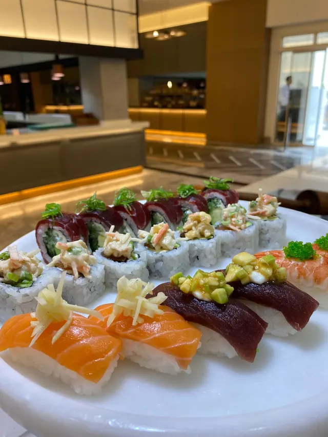 Sushi & nigiri selection